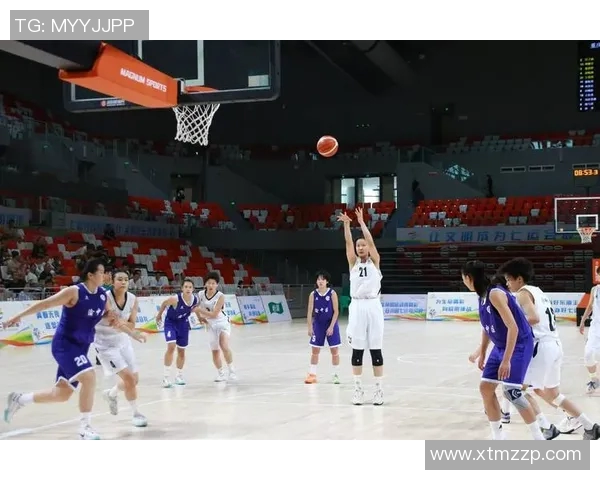 新手篮球明星如何在赛场上崭露头角实现梦想的成长之路